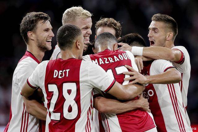 吉伦沃特完成注册 新赛季继续代表山东队出战