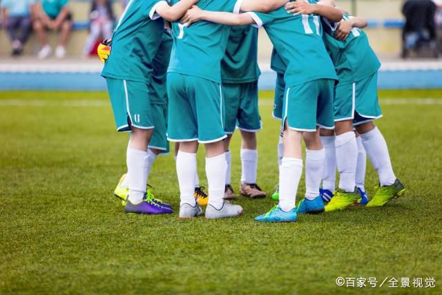 海港有点冤 赛前3小时被通知茹萨停赛 多次争议判罚